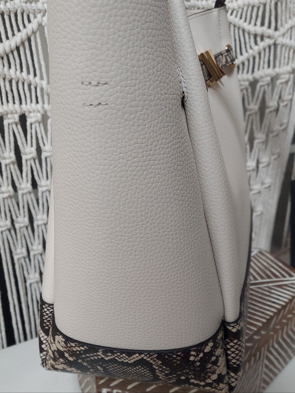 Michael Kors White Leather Tote with Snake-Print Trim Nwot - Picture 6 of 15